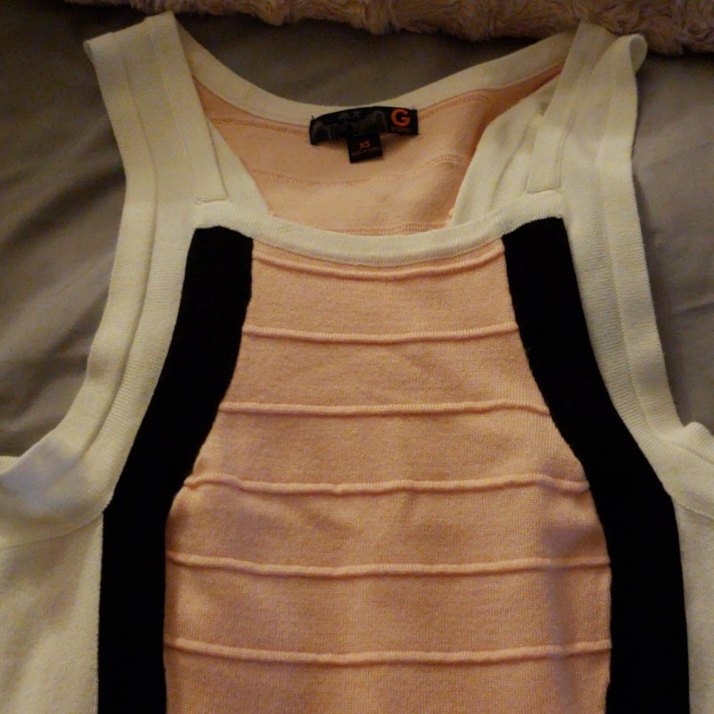 Dress - Picture 2 of 4